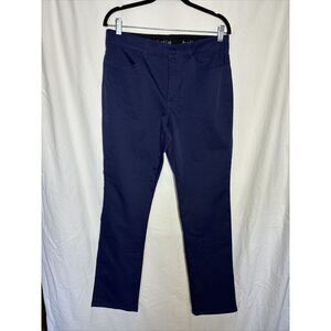 Bolle Golf Pants. size 32x30. Navy Blue EUC‎ F18